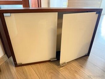 Darujem drevené skrinky