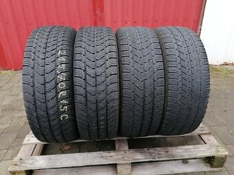 Zimne 215/70R15 C Semperit