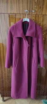 Dámsky zimný bordový kabát