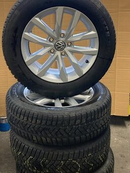 Alu kola VW 5x112 zimní pneu 215 60 R16 95H 7mm