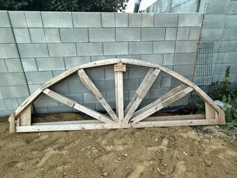 Ramenaty vinna pivnica tehla