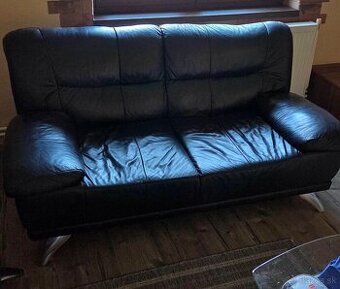 Kožená čierna sedačka bez poškodeni 300€