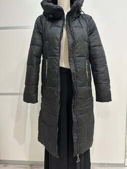 Dámsky dlhy zimný kabat , veľ. M