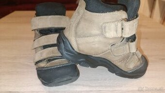 Zimné chlapčenské topánky 28