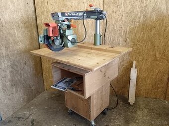 Radiální pila, zkracovací pila, pila DEWALT, pokosová pila