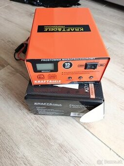 Nabíjačka autobatérií 15A