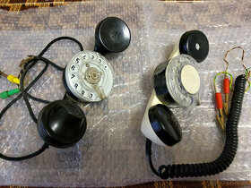 skúšobný retro telefón pre montérov