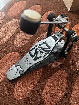 Tama Iron Cobra slapka