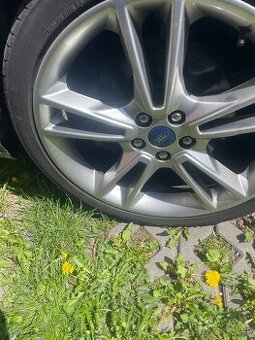 Predám kolesa na Ford mondeo mk 5 - 1
