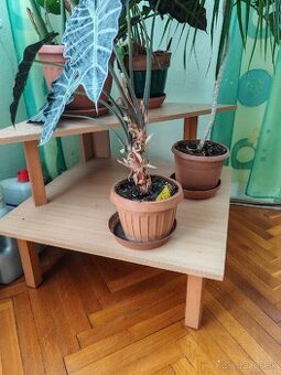 Stojan na kvety