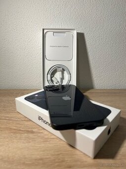 Apple iPhone 13 128 GB, 100% batéria