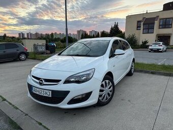 Opel Astra J 1.7 cdti 2015