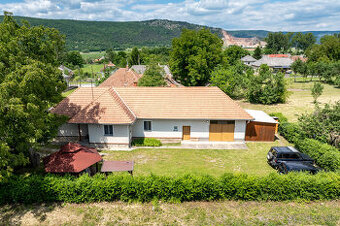 Na predaj rodinný dom s veľkým pozemkom | Hídvégardó