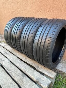 Goodyear 195/45 R16 4x=100e