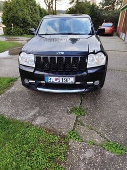 Jeep Grand Cherokee srt8