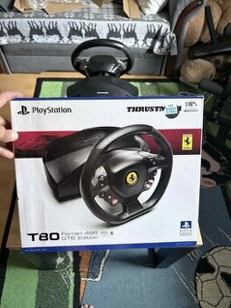 Volant na PS4/5 a PC - 1