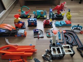 Hot wheels hračky