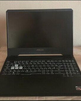 Herný notebook