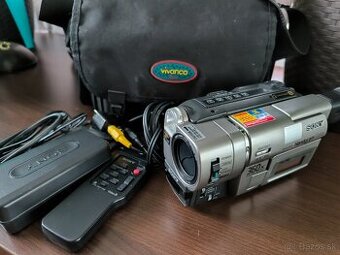 Sony CCD TRV67E Handycam