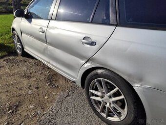 Kúpim ľavé predné a zadné dvere na Vw golf 5 variant