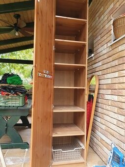 Predam zachovale skrine  z Ikea