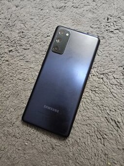 Samsung galaxy s20fe..ma rozbity displej