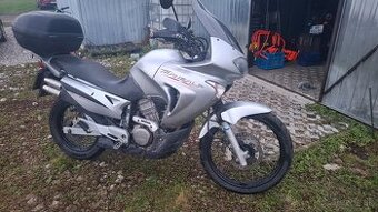 Honda transalp XL650v 2004