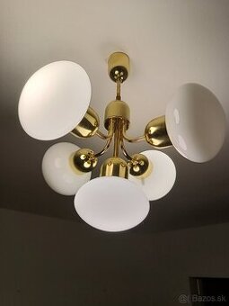 Retro luster (nova kabelaz)