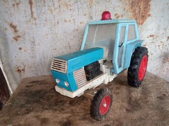 Staré hračky - Traktor Ites