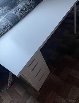 Predám kancelársky stôl biely