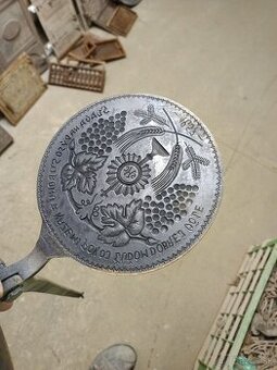 Kliešte na pečenie oplátok