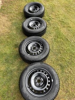 Pirelli R16 215/60 5 x 112