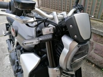 HONDA CB1000R --- len 9000 km QUICKSHIFTER