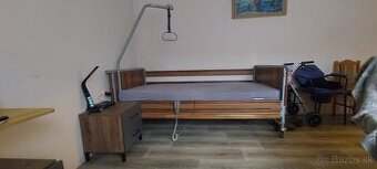 Polohovatelna posteľ