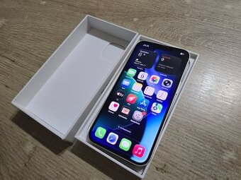 Iphone 13 128gb s novou original bateriou a 100 percentnym z