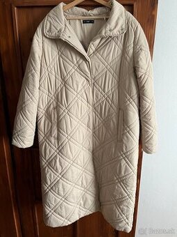 F&F oversize dlhá bunda smotanová č. 46