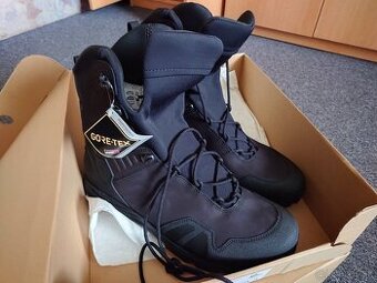 Vysoké kanady priedušné -GORE-TEX, Vibram,č.30,5, resp 45/46