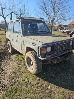 Mitsubishi Pajero 1