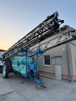 Predam tahany postrekovac Berthoud 4000/36m