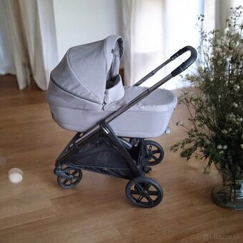 Inglesina Aptica hlboký kočík