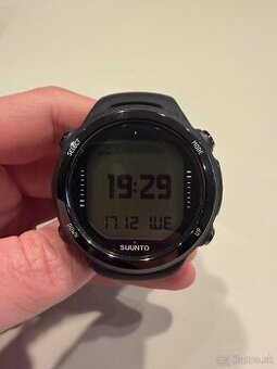 Predám potápačské hodinky Suunto D4i Nono
