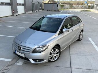 Mercedes-Benz B trieda 180 d A/T