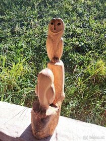 Drevená socha - sovy
