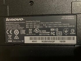 Lenovo ThinkPad Pro Dock 40A1 Dock + Nabíjačka - 1
