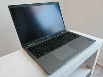 Dell Latitude 5520 i7-1185G7 32GB 512GB 15.6 Touch Win11 Pro
