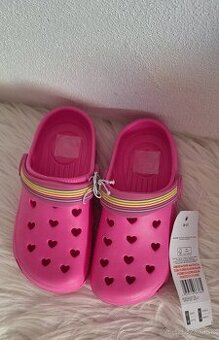 Dievčenské slapky/kroksy-26/27-nove