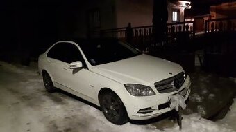 Mercedes C-klasse /w204 narazníky+prahy