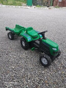 Traktor s privesom
