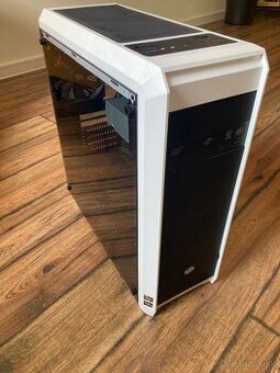 Seasonic Focus Gold Plus 650w + Silentium PC