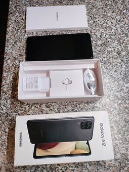 Predám mobil Samsung A12